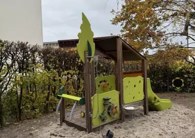 Kita Liberi in Wiesbaden - Hof 1